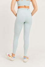 Load image into Gallery viewer, Surf Blue Workout Leggings
