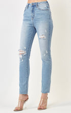 Load image into Gallery viewer, Risen Straight Jeans
