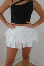 Load image into Gallery viewer, White Tiered Ruffle Skort
