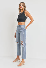 Load image into Gallery viewer, Cropped Distressed Straight Jeans
