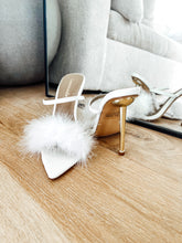 Load image into Gallery viewer, White Feather Strap Heels
